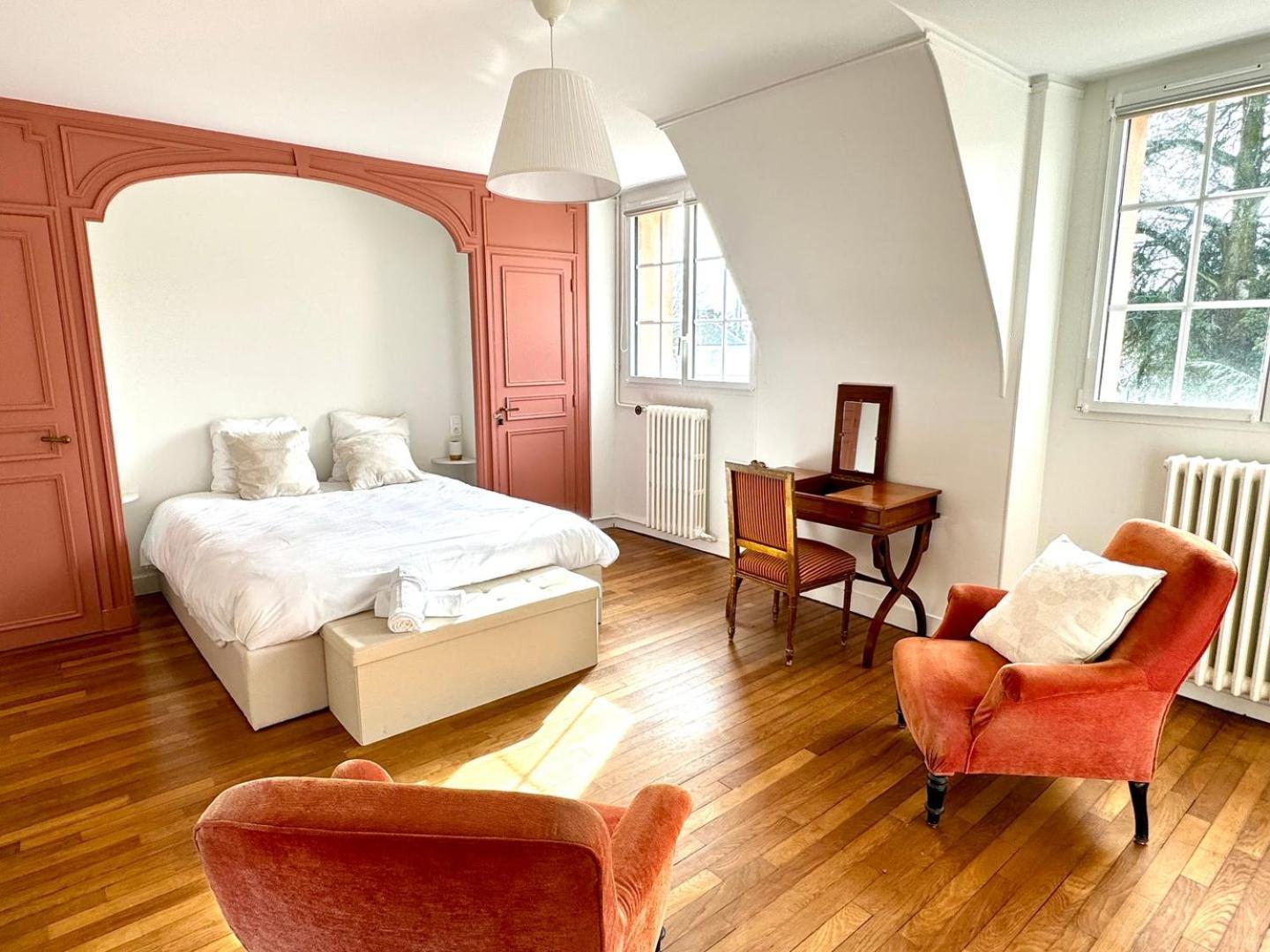 La Meslaysienne - Comfortable House, Swimming Pool 外观 照片